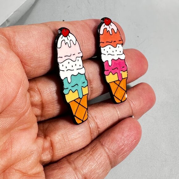 Ice Cream Cone Lapel Pin Triple Scoop Brooch Badge Jewelry Accessories Enamel - Picture 2 of 8